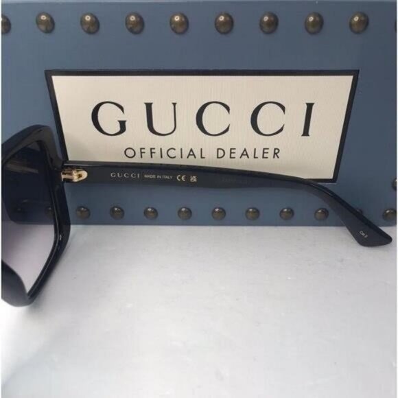 Authentic Gucci Grey Gradient Square Ladies Sunglasses GG0632S 001 - Picture 10 of 13